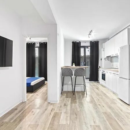 Den Apartament By Van Năvodari